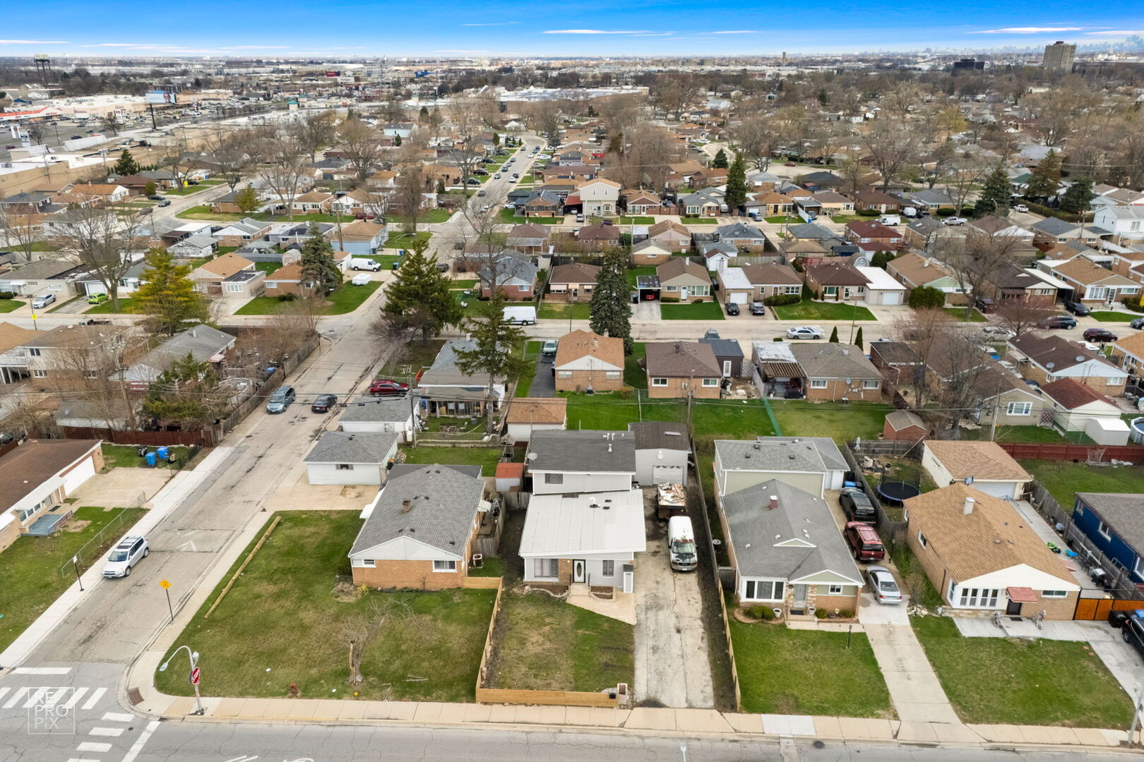 4680 W 83rd Street, Chicago, IL 60652