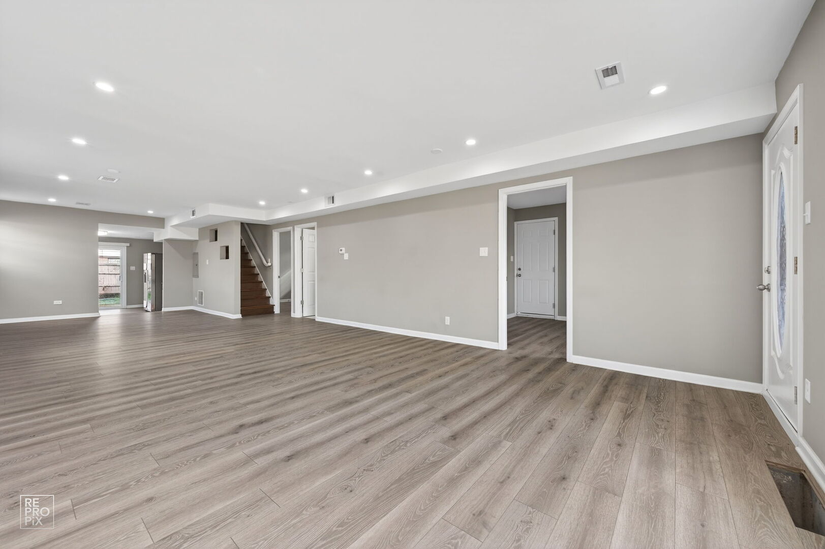 4680 W 83rd Street, Chicago, IL 60652