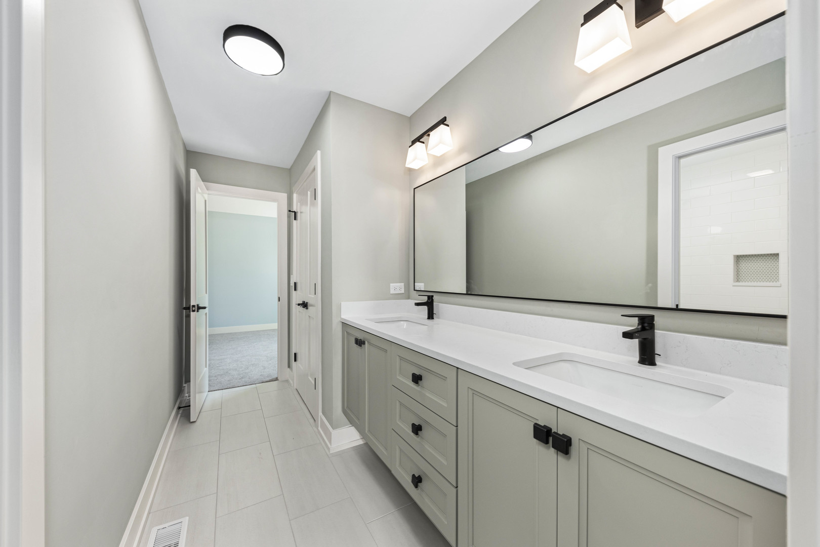 1314 N Eagle Street, Naperville, IL 60563