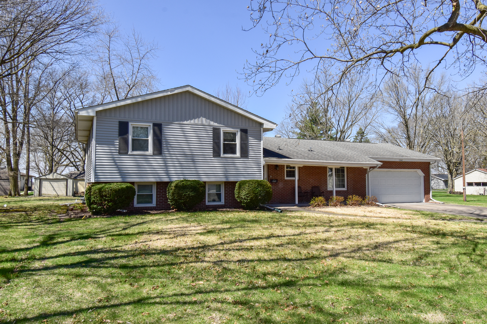 1507 S Oak Street, Pontiac, IL 61764