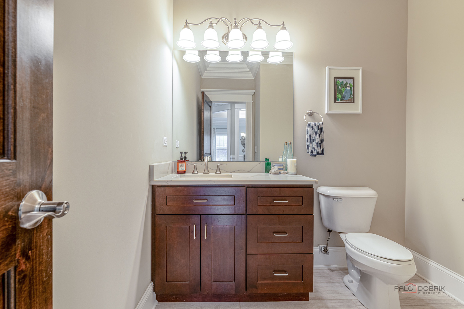 1849 N Chestnut Avenue, Arlington Heights, IL 60004