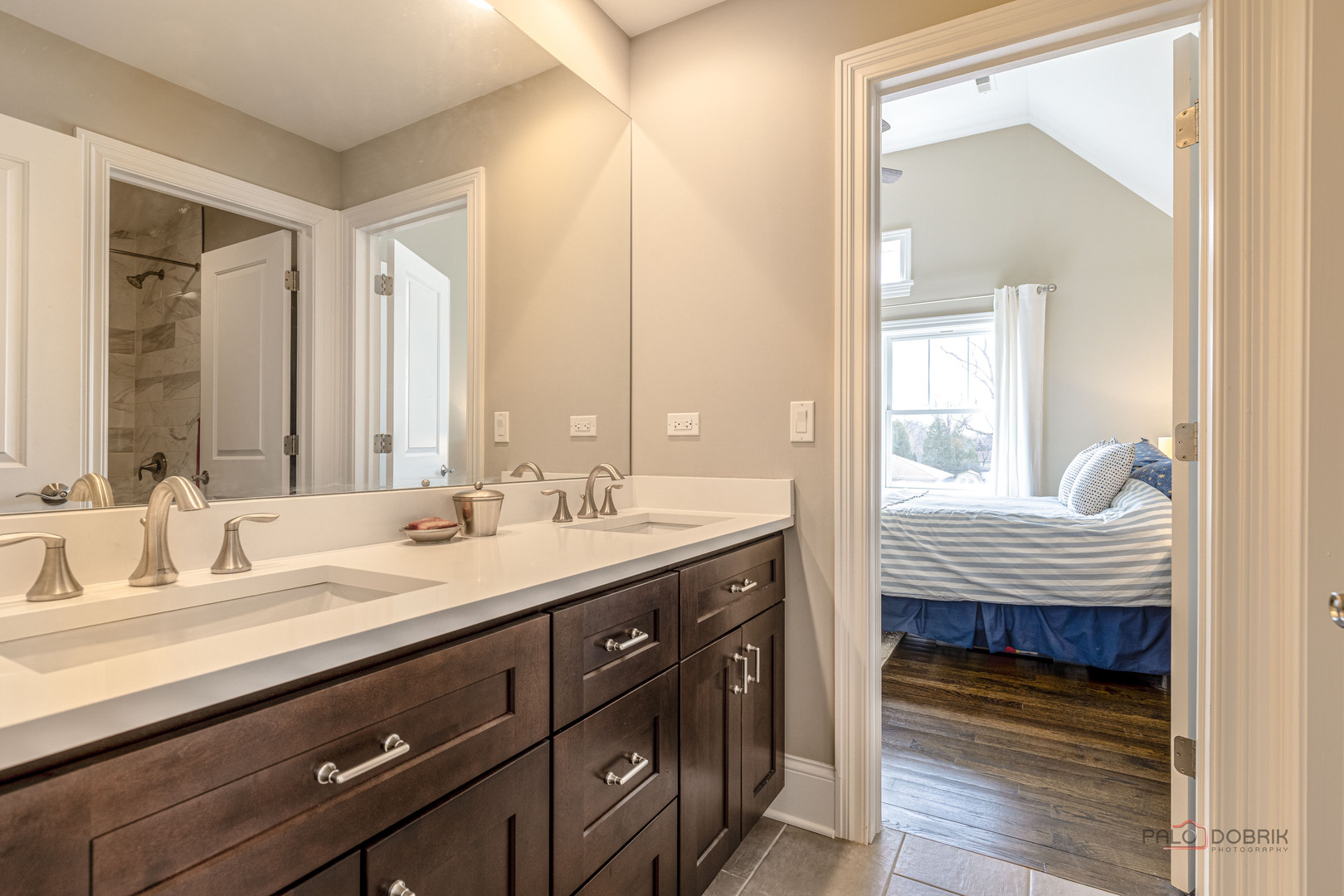 1849 N Chestnut Avenue, Arlington Heights, IL 60004