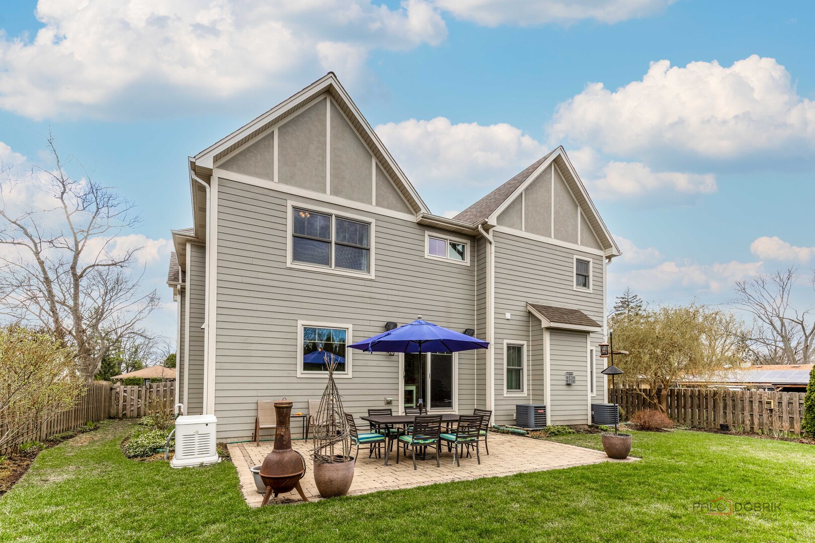 1849 N Chestnut Avenue, Arlington Heights, IL 60004