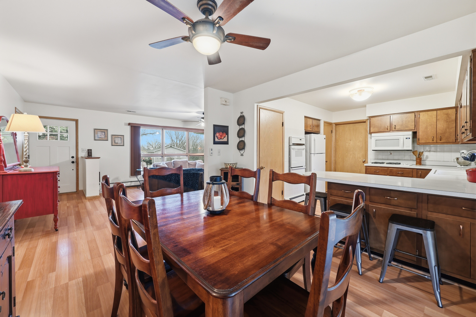 27668 W Luana Lane, Ingleside, IL 60041