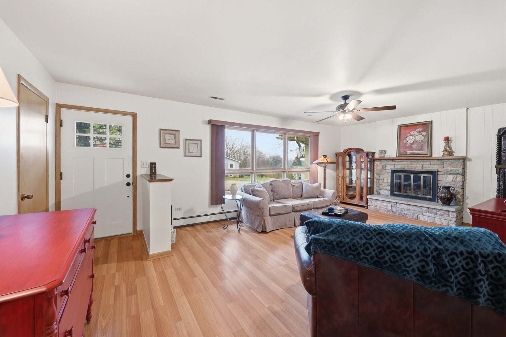 27668 W Luana Lane, Ingleside, IL 60041