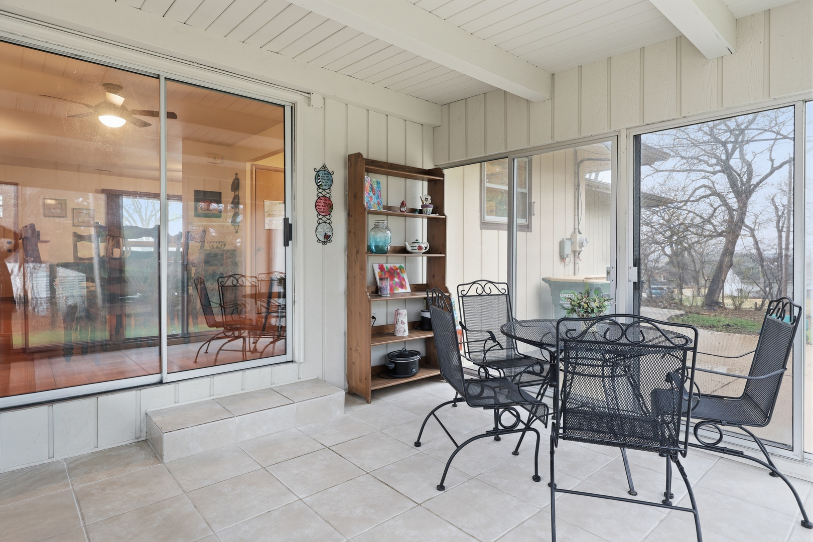 27668 W Luana Lane, Ingleside, IL 60041