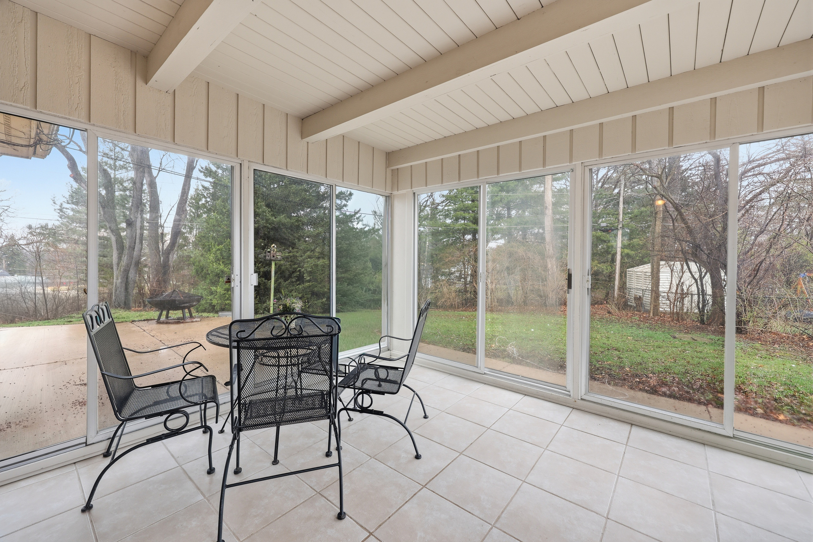 27668 W Luana Lane, Ingleside, IL 60041