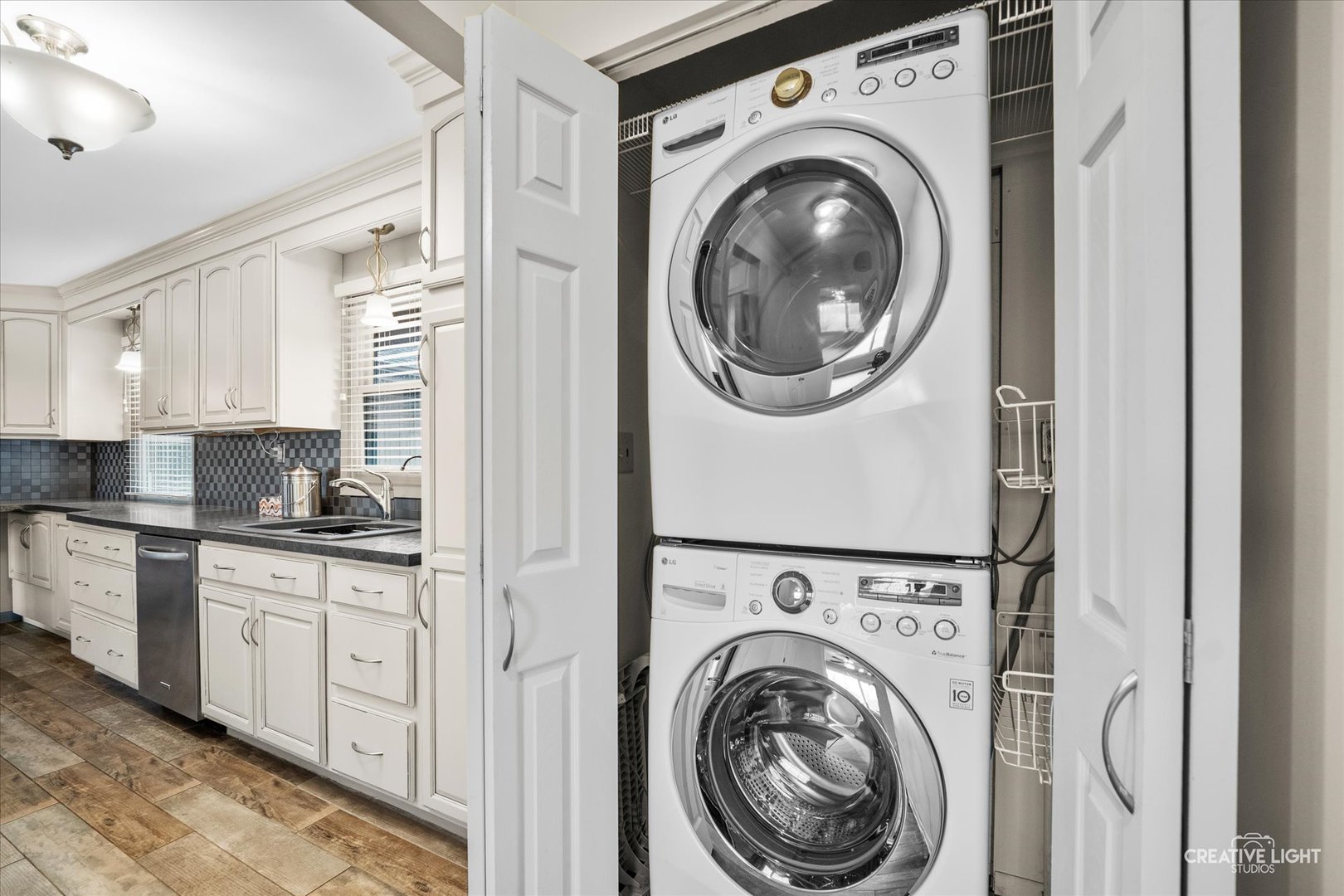 27317 W Lakeview Drive, Lake Barrington, IL 60084