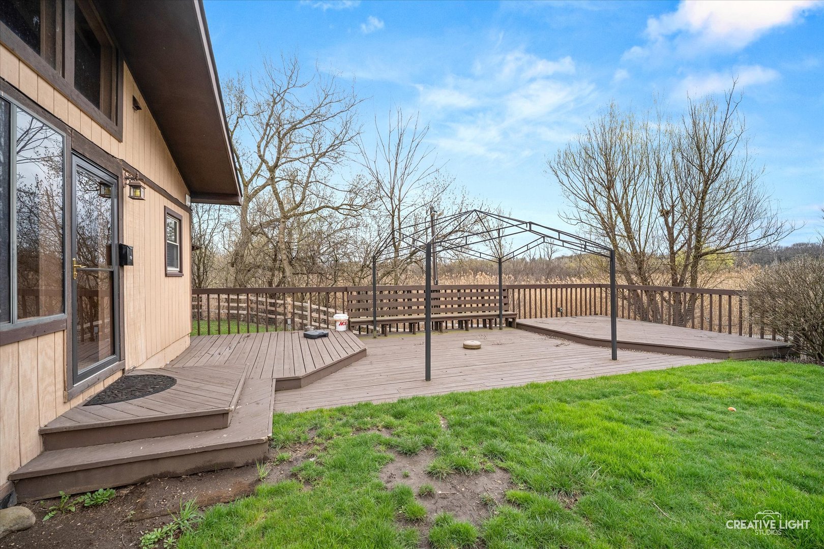 27317 W Lakeview Drive, Lake Barrington, IL 60084