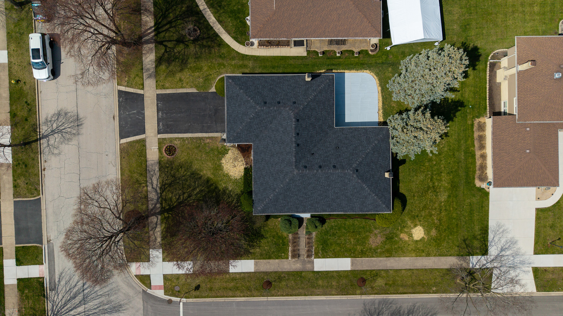 1008 W Ash Drive, Mount Prospect, IL 60056