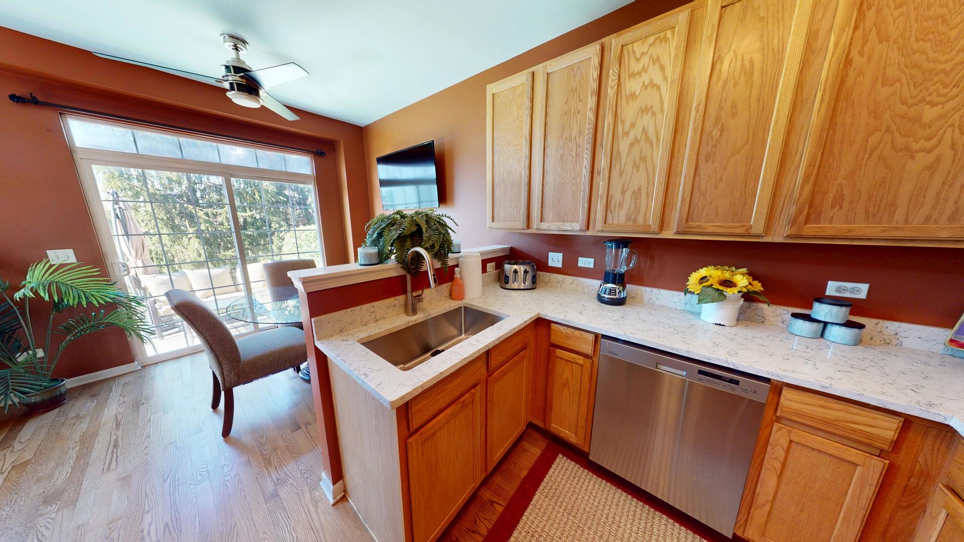 1101 Kingsley Drive #1, Romeoville, IL 60446