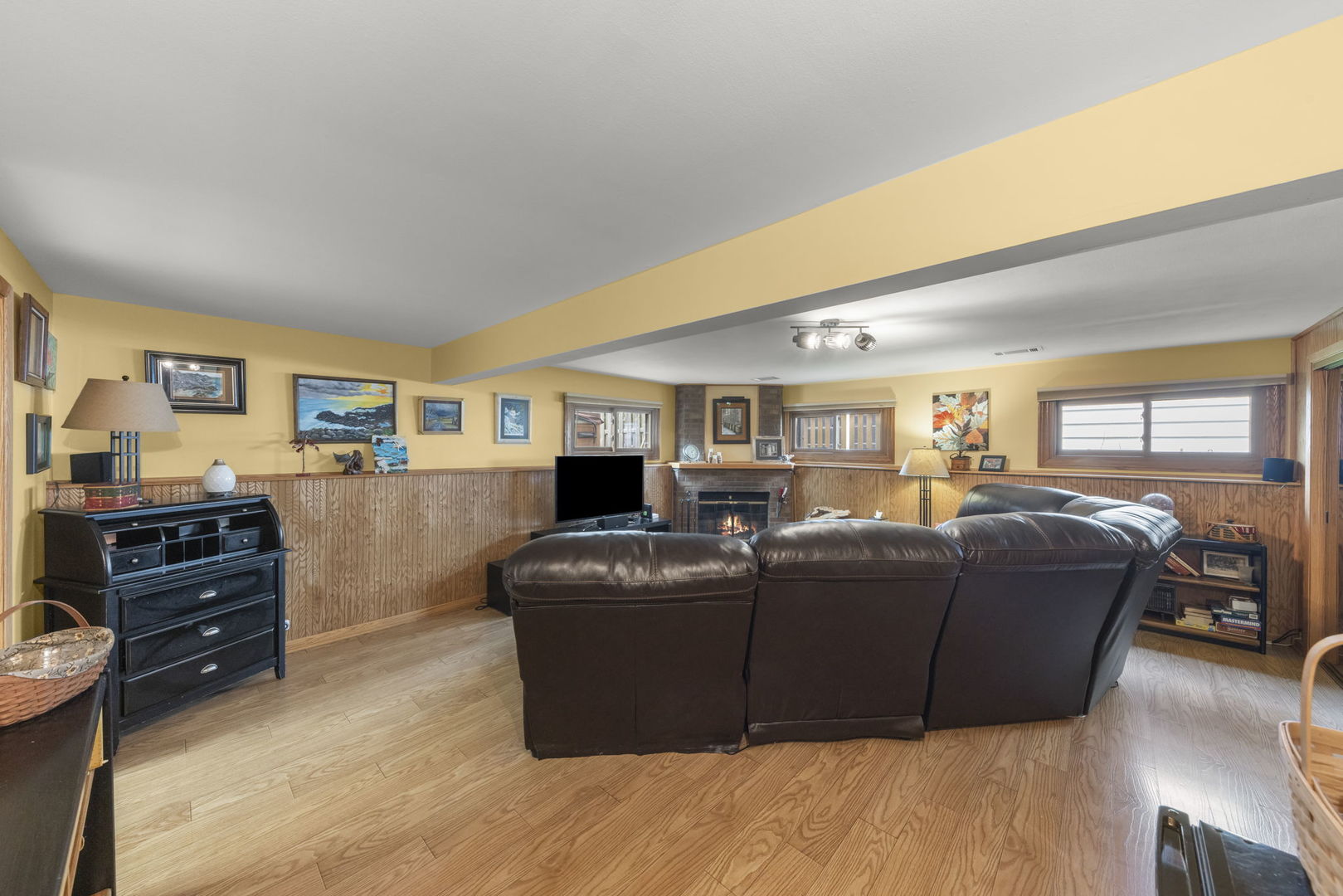 Glen Ellyn, IL 60137