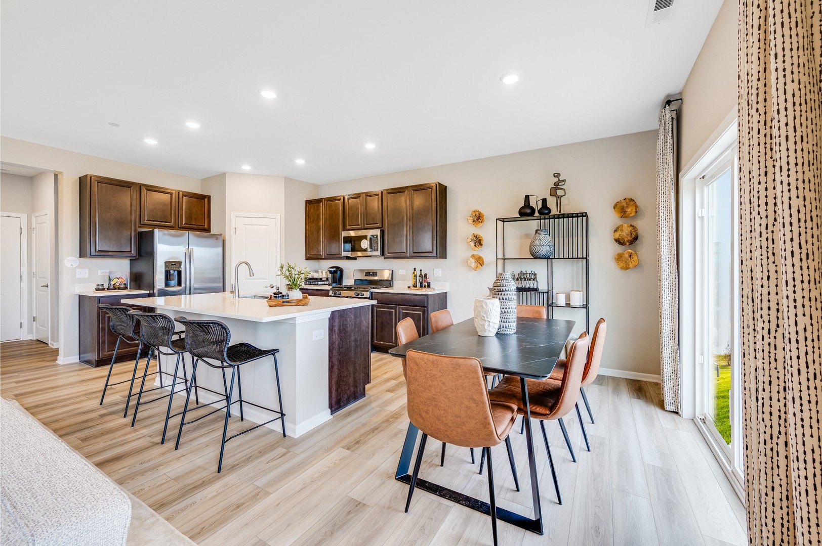 612 Cassia Court, Crystal Lake, IL 60012