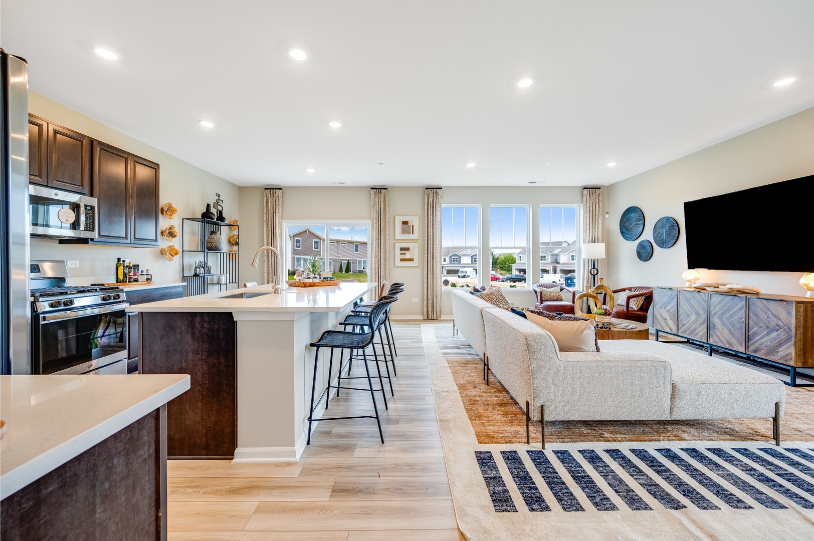 612 Cassia Court, Crystal Lake, IL 60012