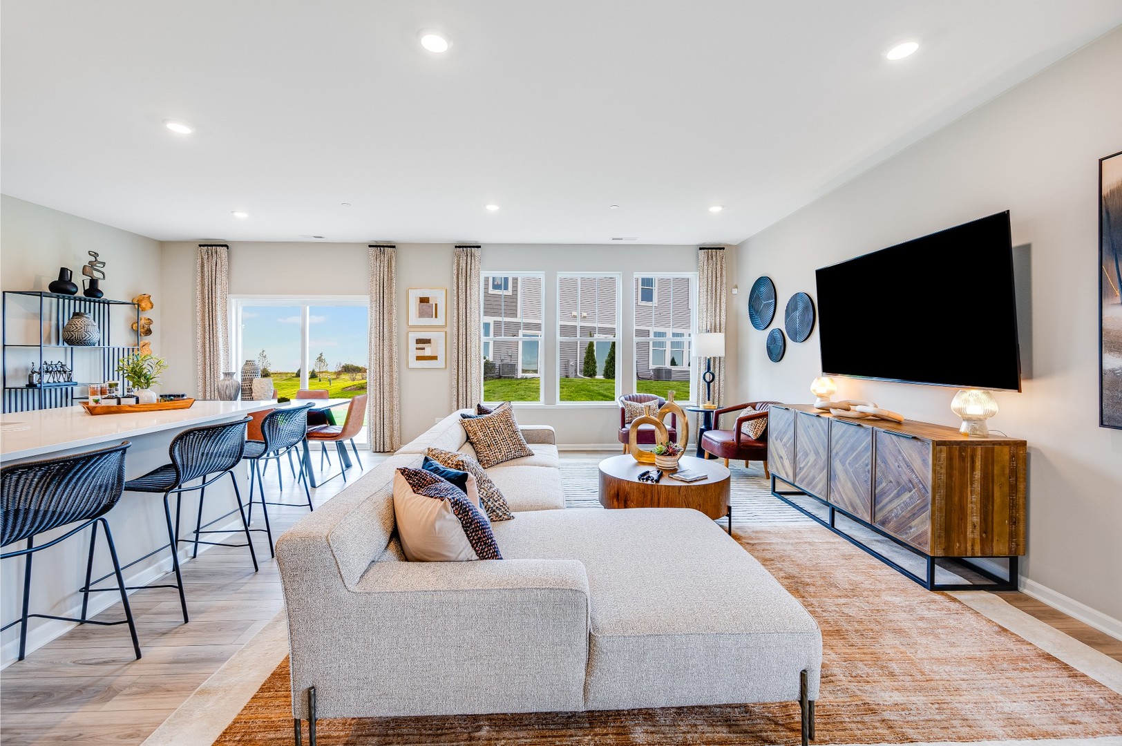 612 Cassia Court, Crystal Lake, IL 60012