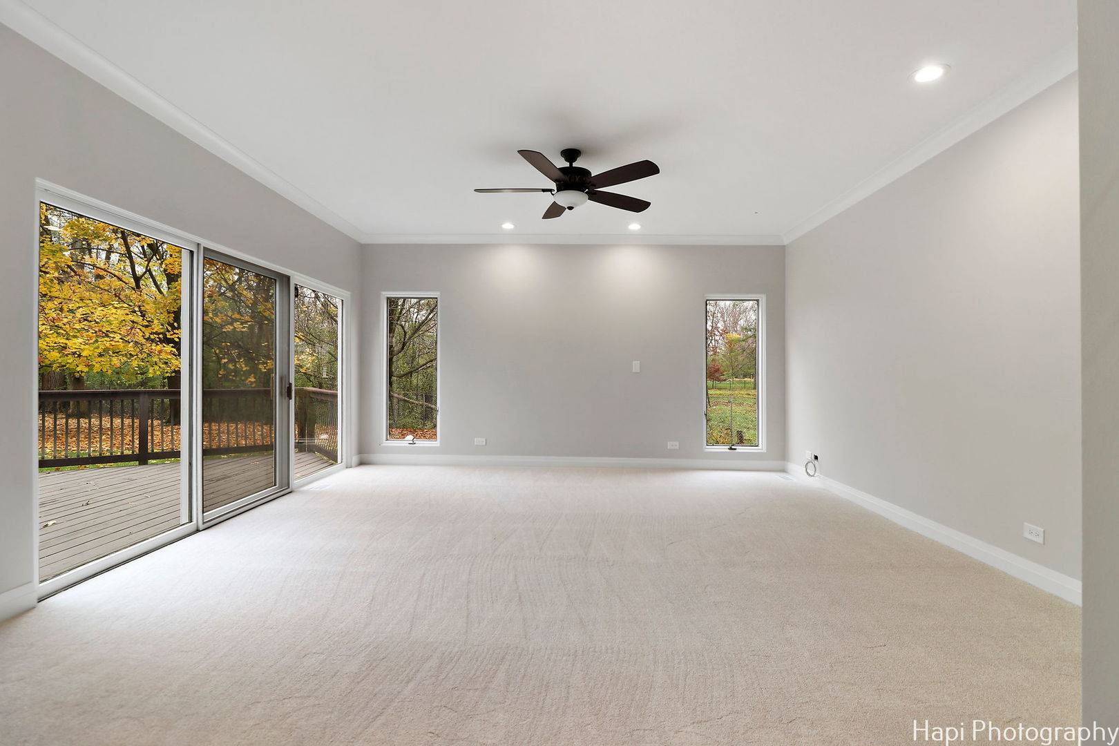 11 Lakewood Drive, Bannockburn, IL 60015