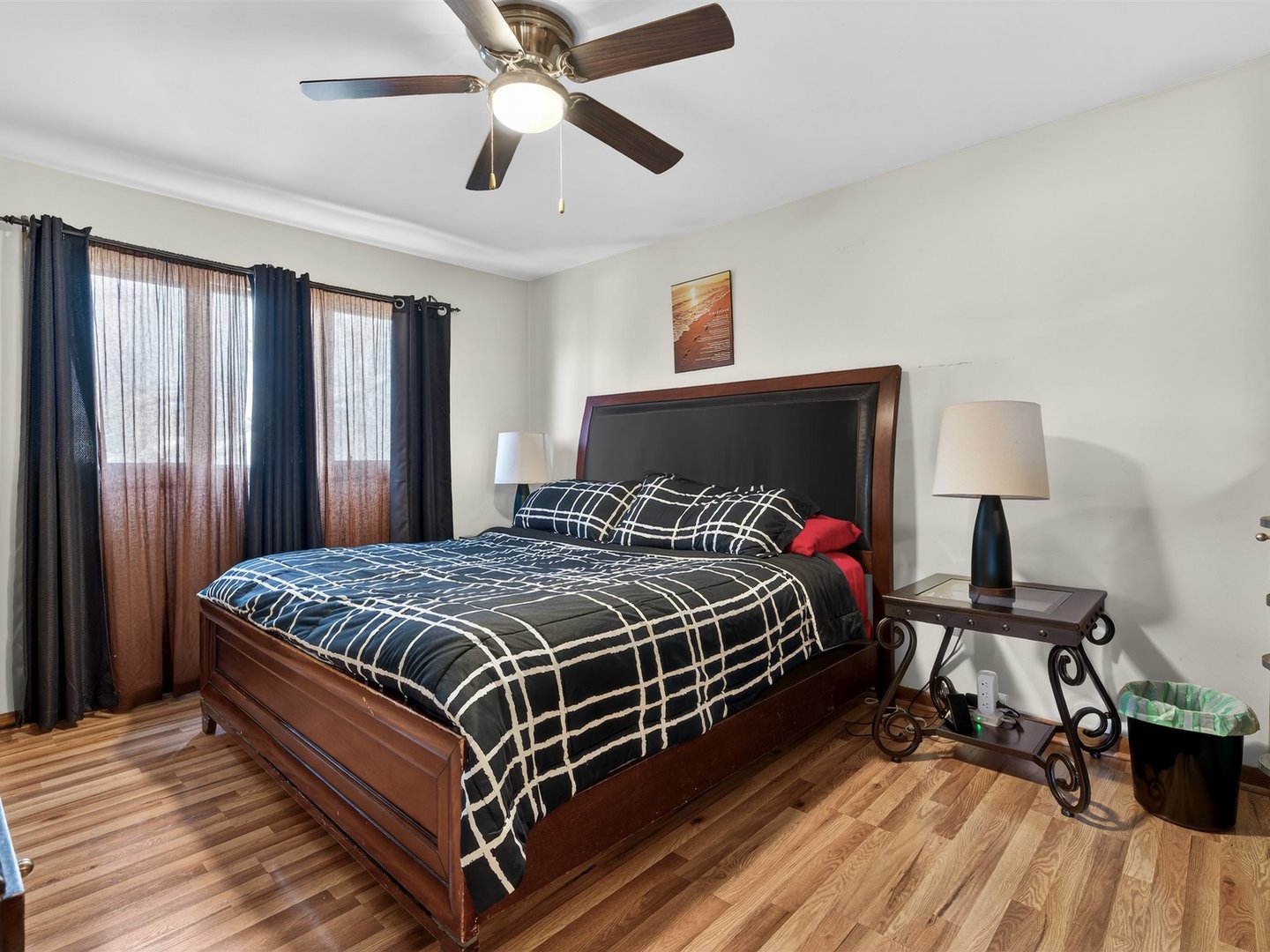 4242 Pinewood Lane, Matteson, IL 60443