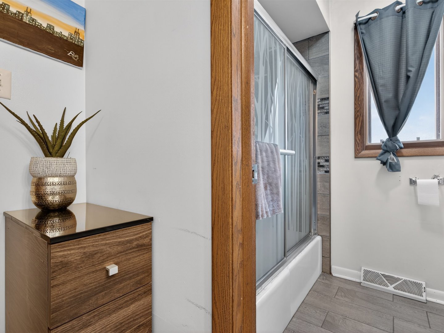 4242 Pinewood Lane, Matteson, IL 60443