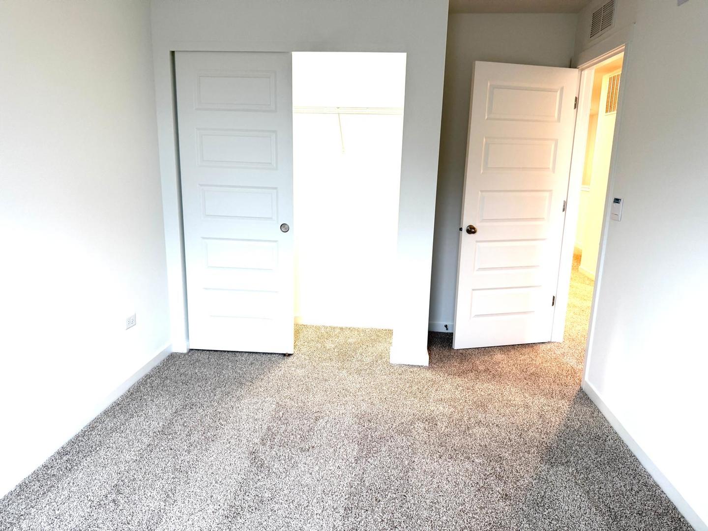 2272 Barbera Drive #2272, Oswego, IL 60543