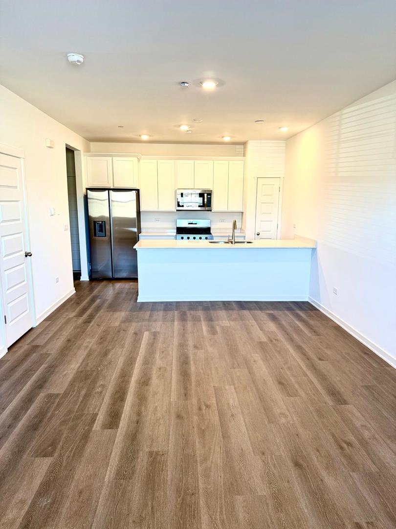 2272 Barbera Drive #2272, Oswego, IL 60543