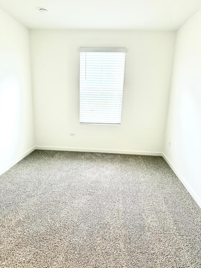 2272 Barbera Drive #2272, Oswego, IL 60543