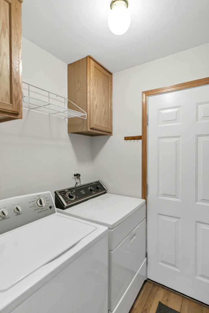 144 Canterbury Court, Bloomingdale, IL 60108