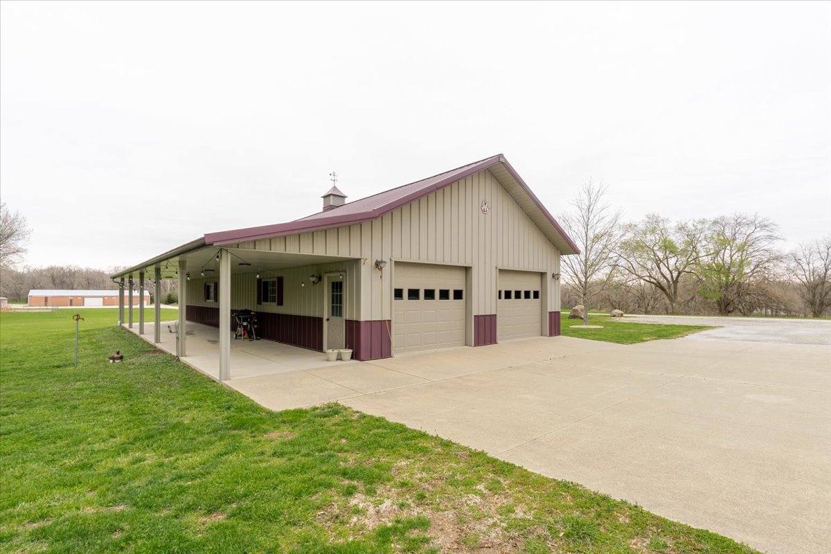 3275 Tohill Lane, Decatur, IL 62521