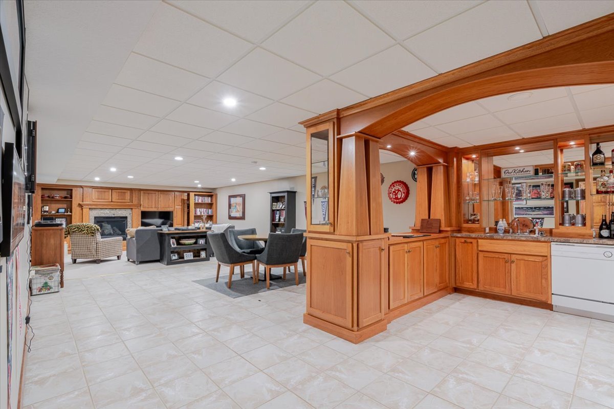 3275 Tohill Lane, Decatur, IL 62521