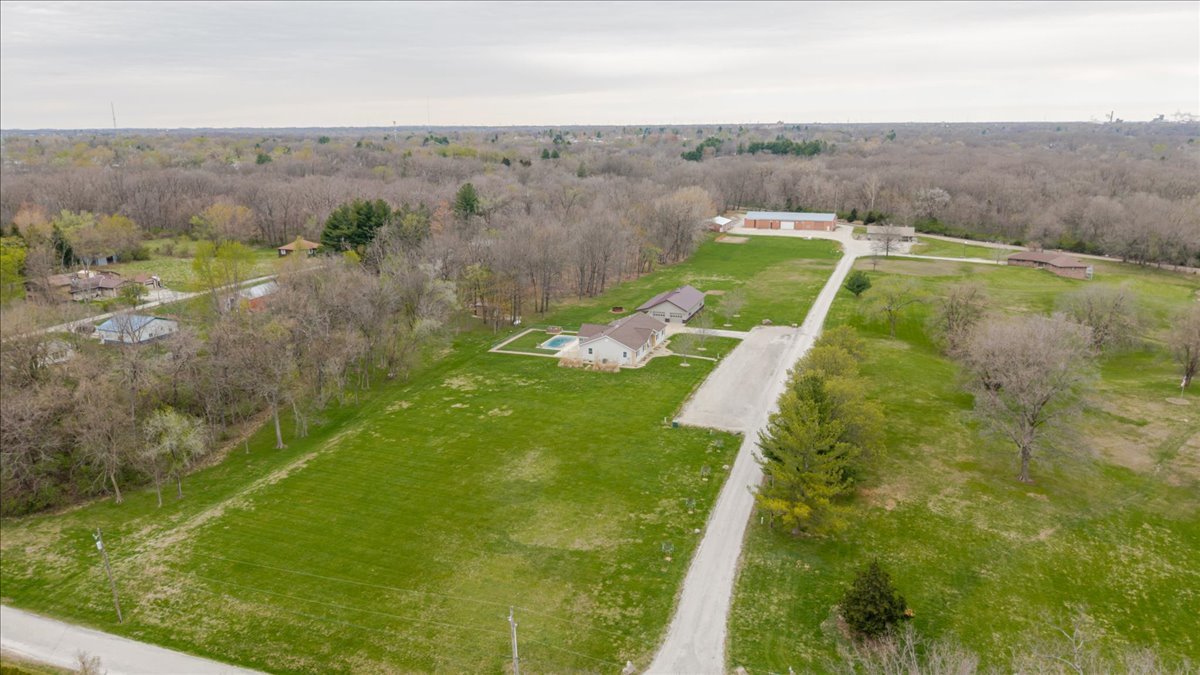 3275 Tohill Lane, Decatur, IL 62521