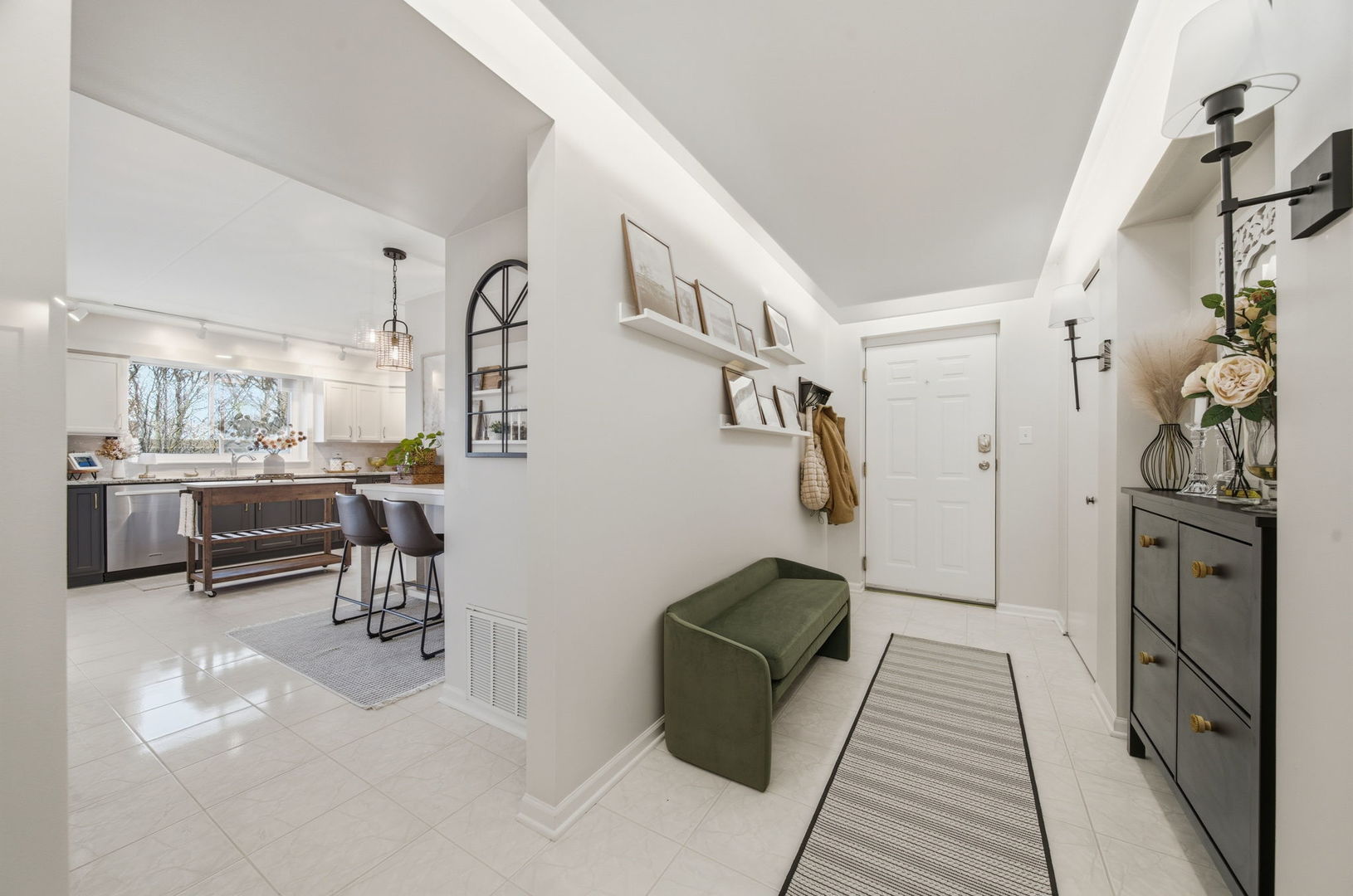 6601 Martin France Circle #2B, Tinley Park, IL 60477