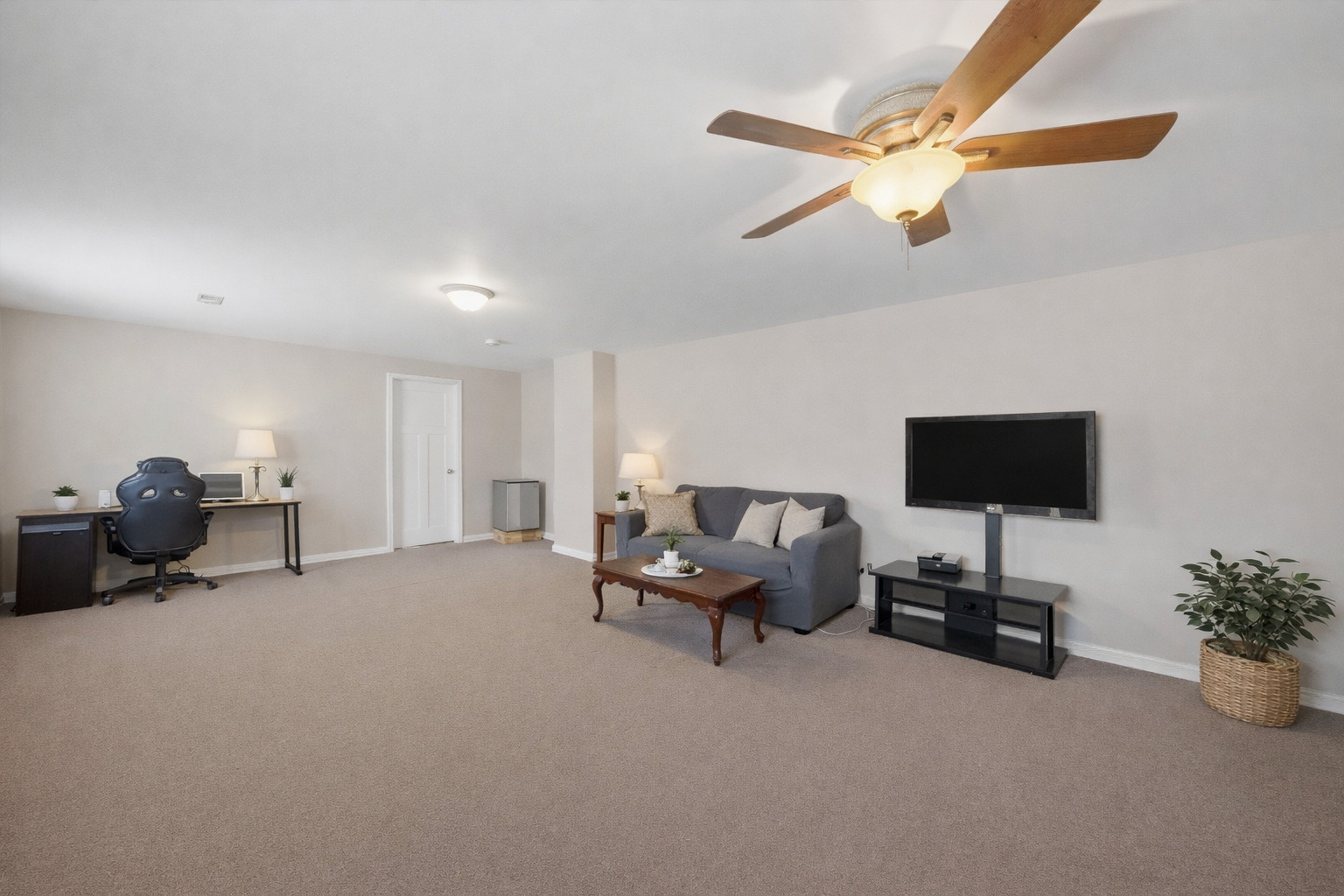 1222 Grove Street, Aurora, IL 60505