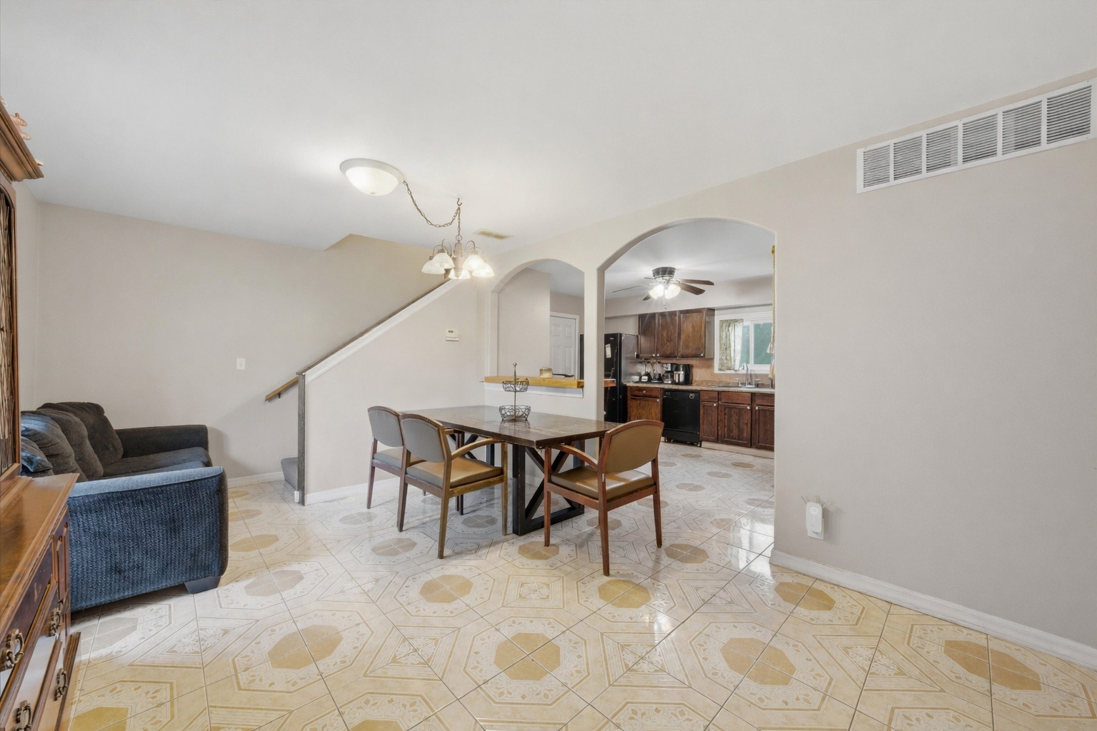 1222 Grove Street, Aurora, IL 60505