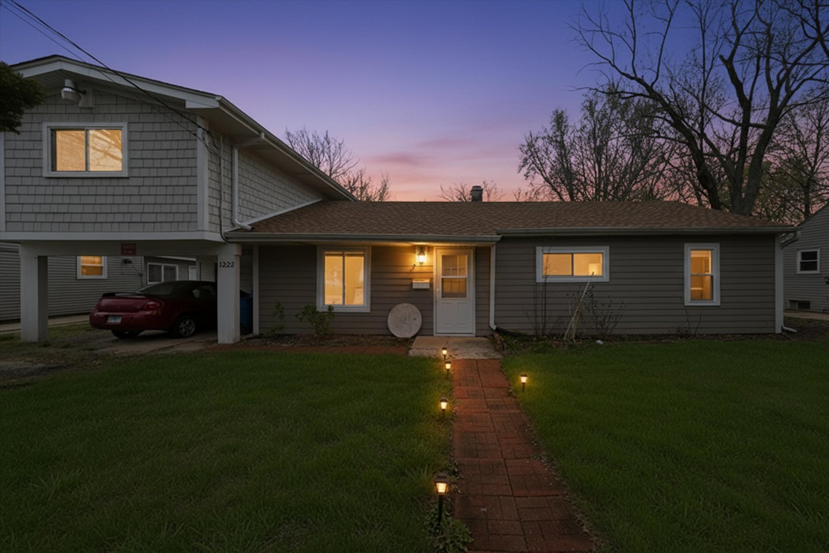 1222 Grove Street, Aurora, IL 60505