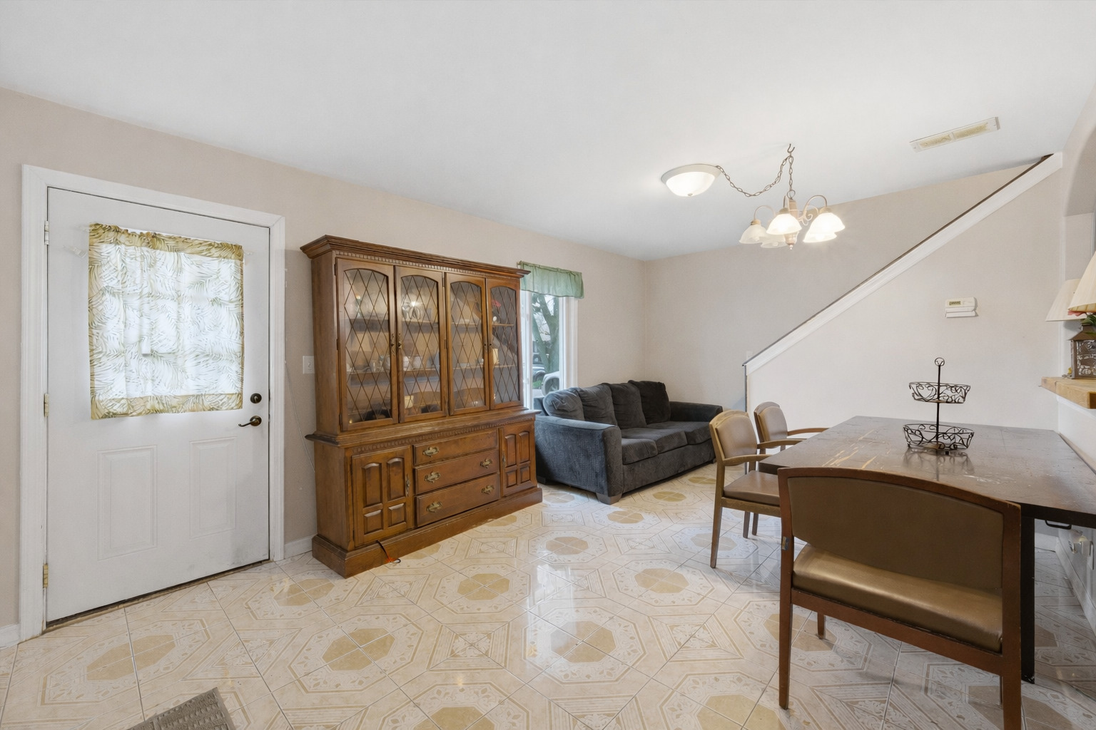 1222 Grove Street, Aurora, IL 60505