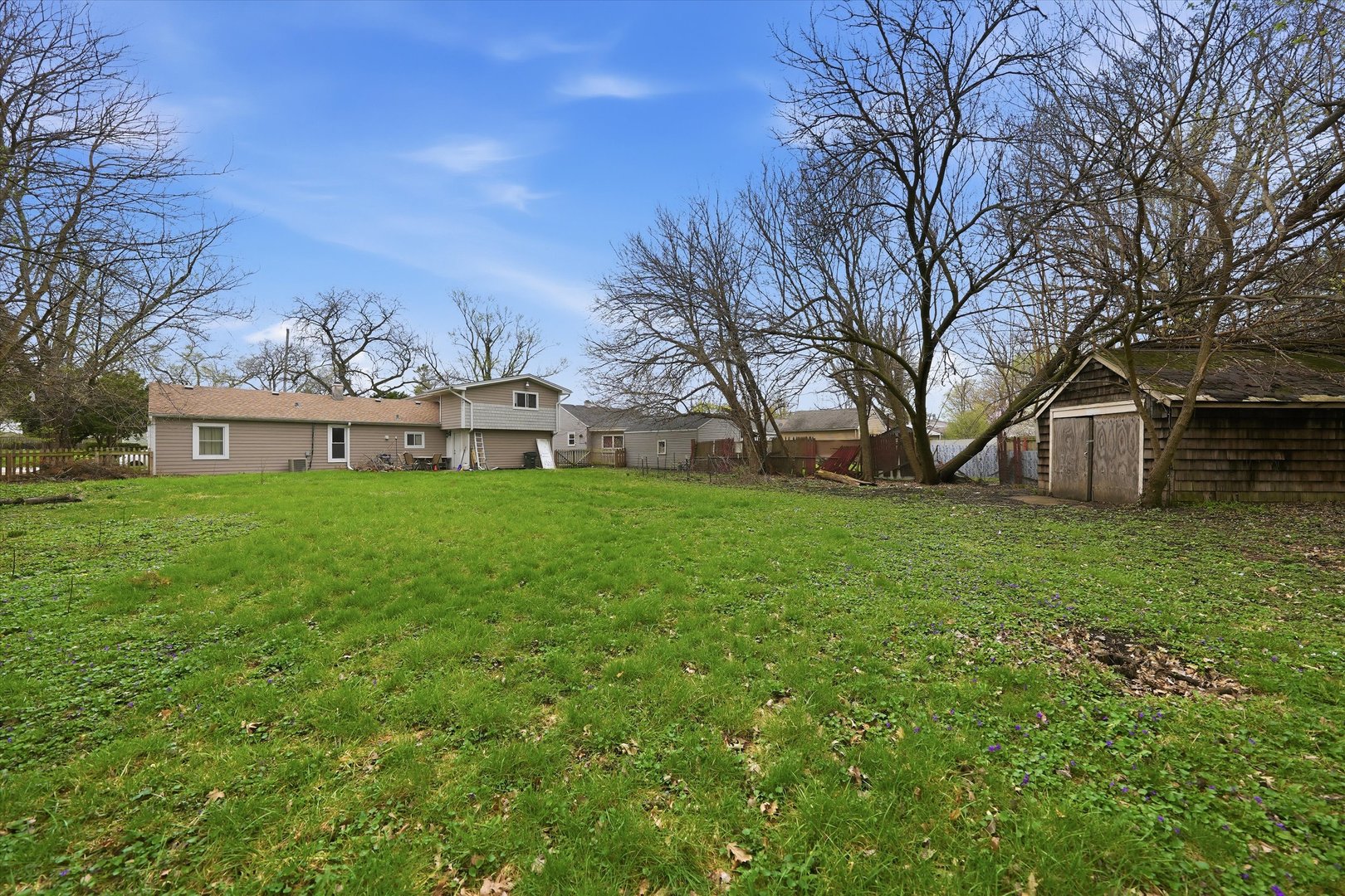 1222 Grove Street, Aurora, IL 60505