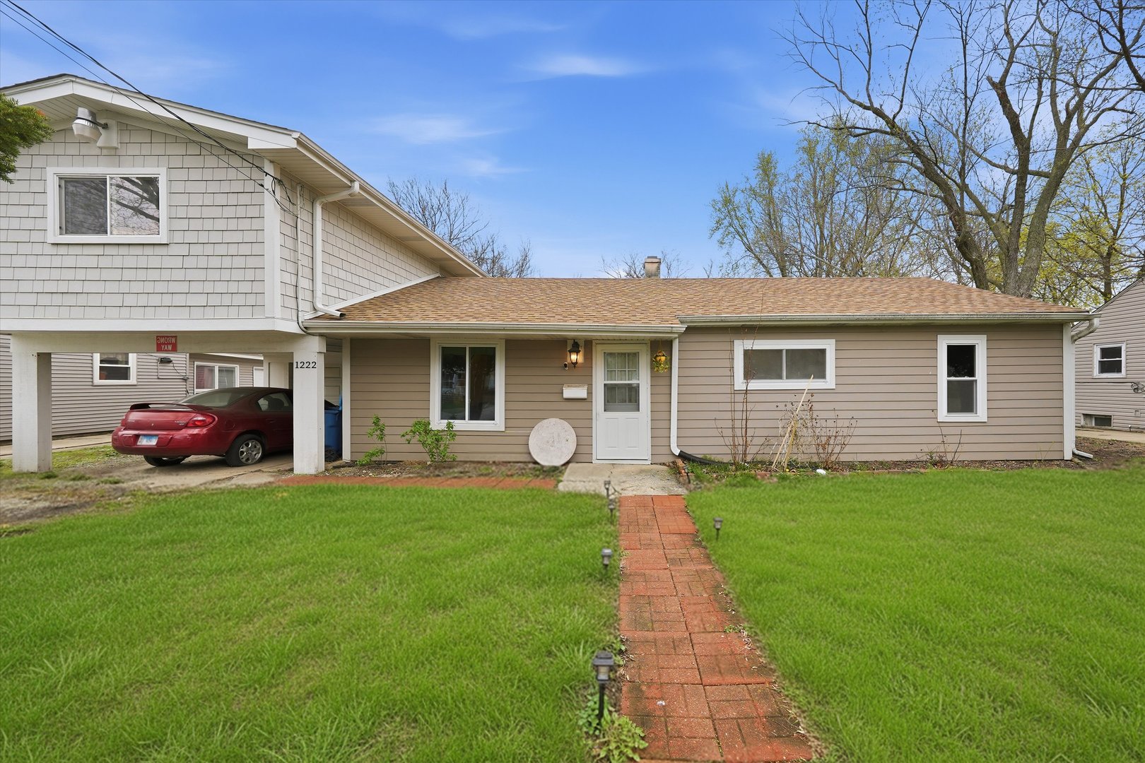 1222 Grove Street, Aurora, IL 60505