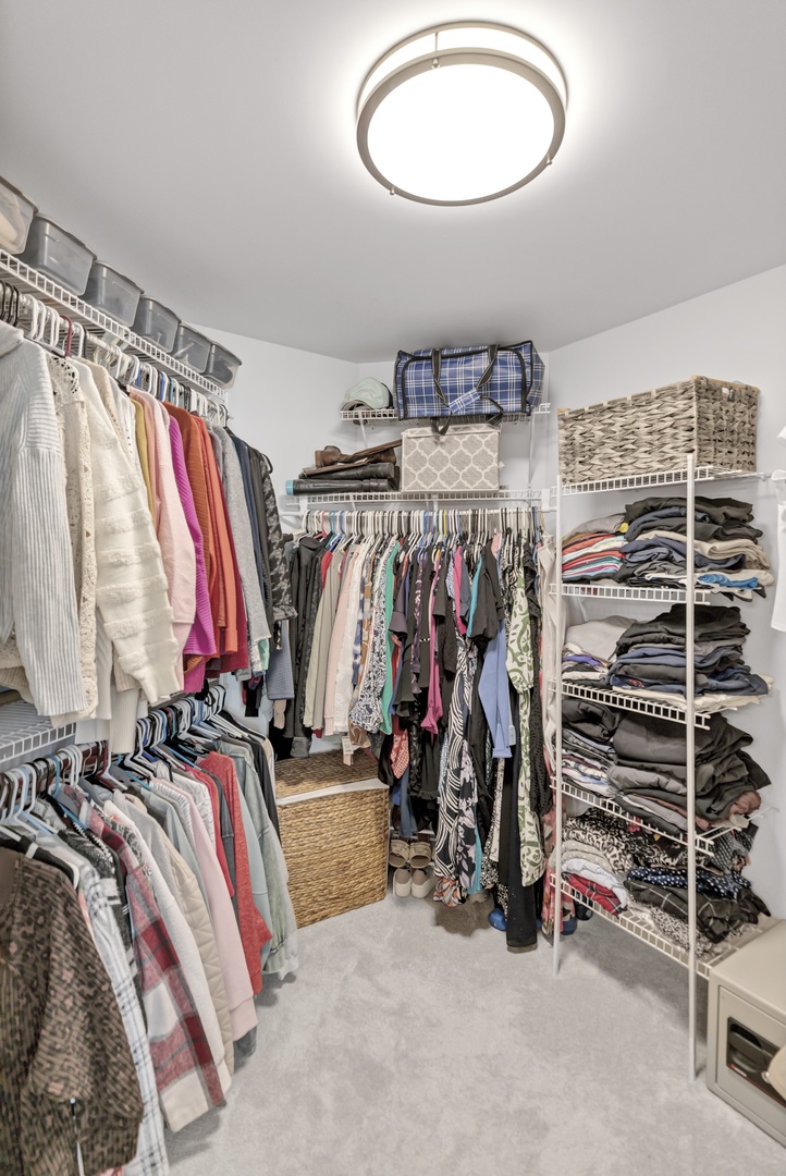 710 Reserve Court, South Elgin, IL 60177