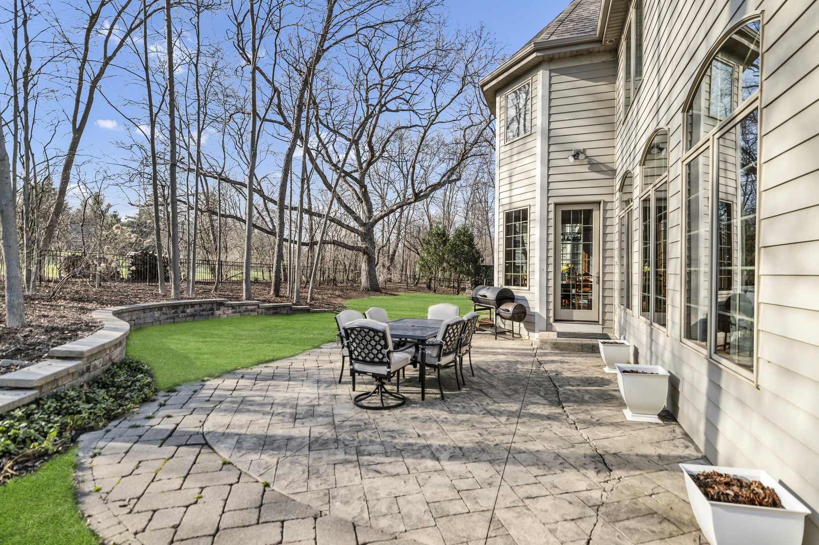 710 Reserve Court, South Elgin, IL 60177