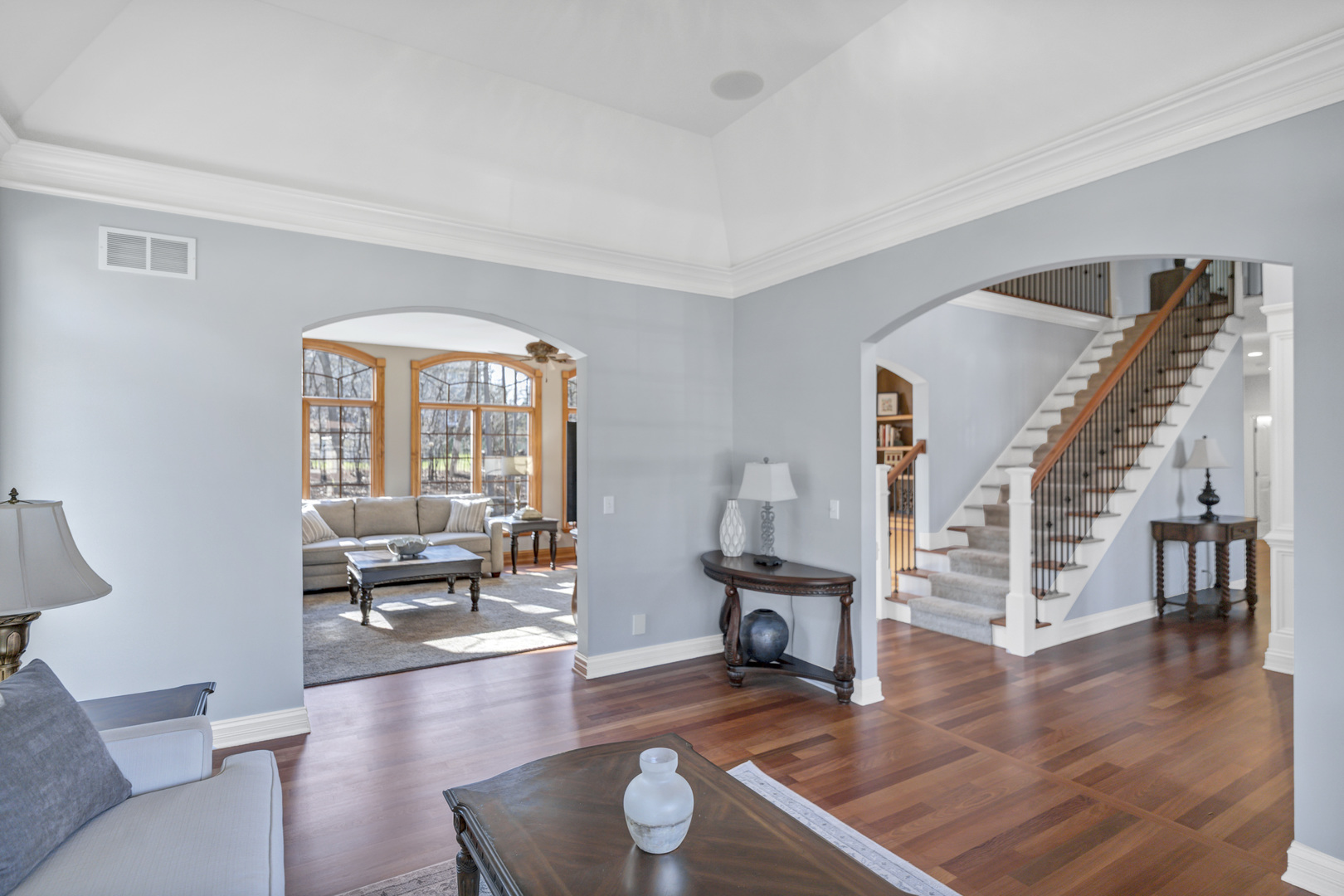 710 Reserve Court, South Elgin, IL 60177