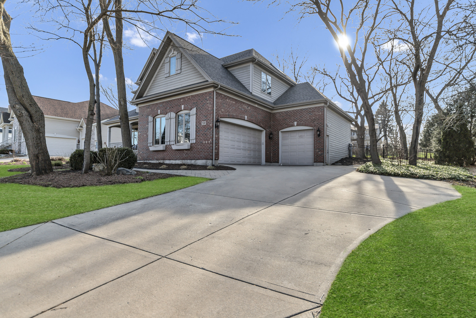 710 Reserve Court, South Elgin, IL 60177