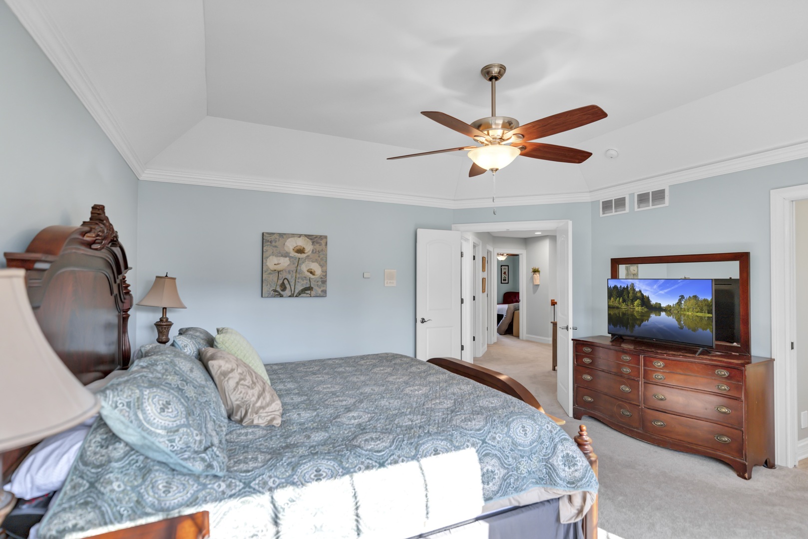 710 Reserve Court, South Elgin, IL 60177