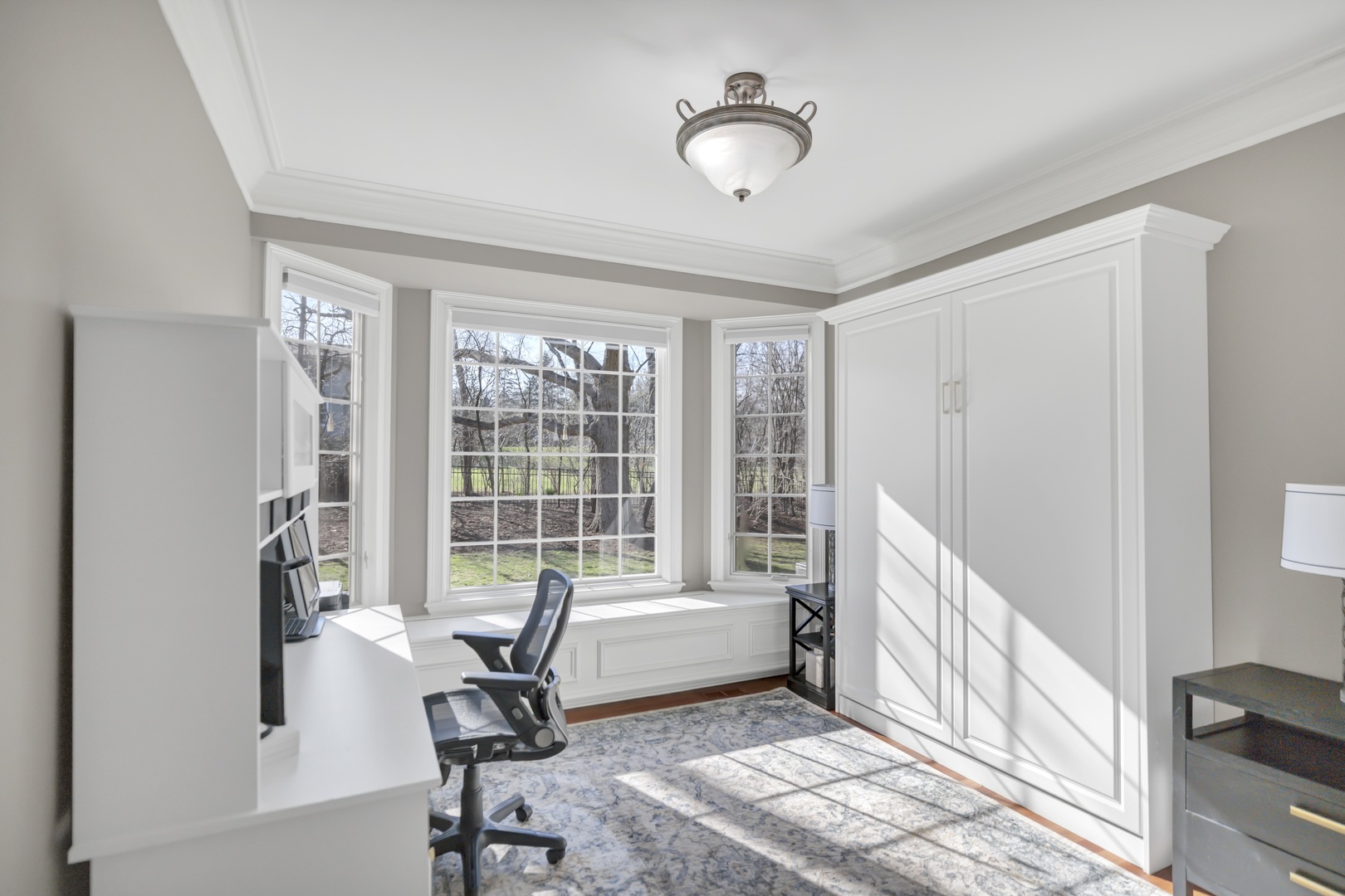 710 Reserve Court, South Elgin, IL 60177