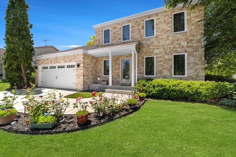 264 N Southport Road, Mundelein, IL 60060