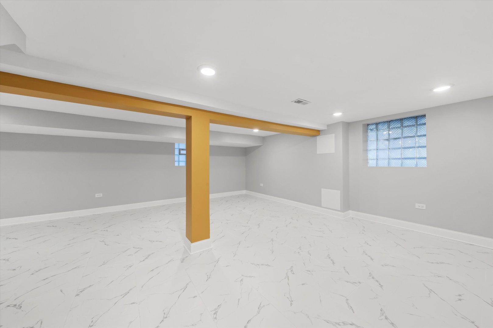 10141 S Emerald Avenue, Chicago, IL 60628