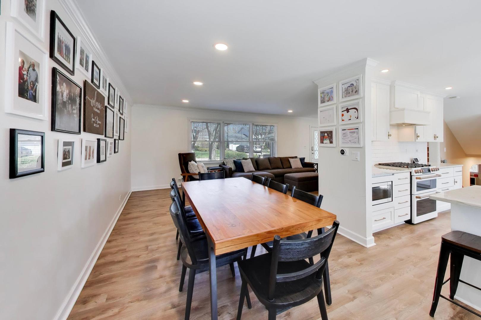 44 Swift Lane, Naperville, IL 60565