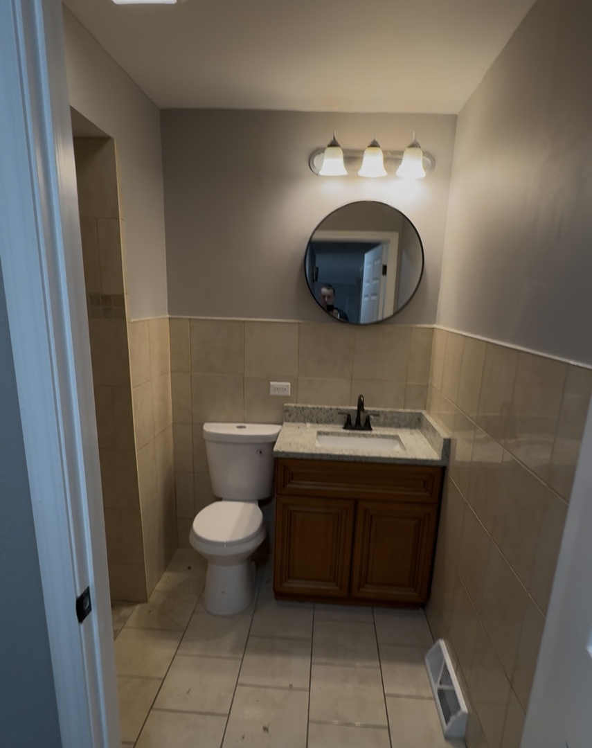 800 ELM Street, Flossmoor, IL 60422