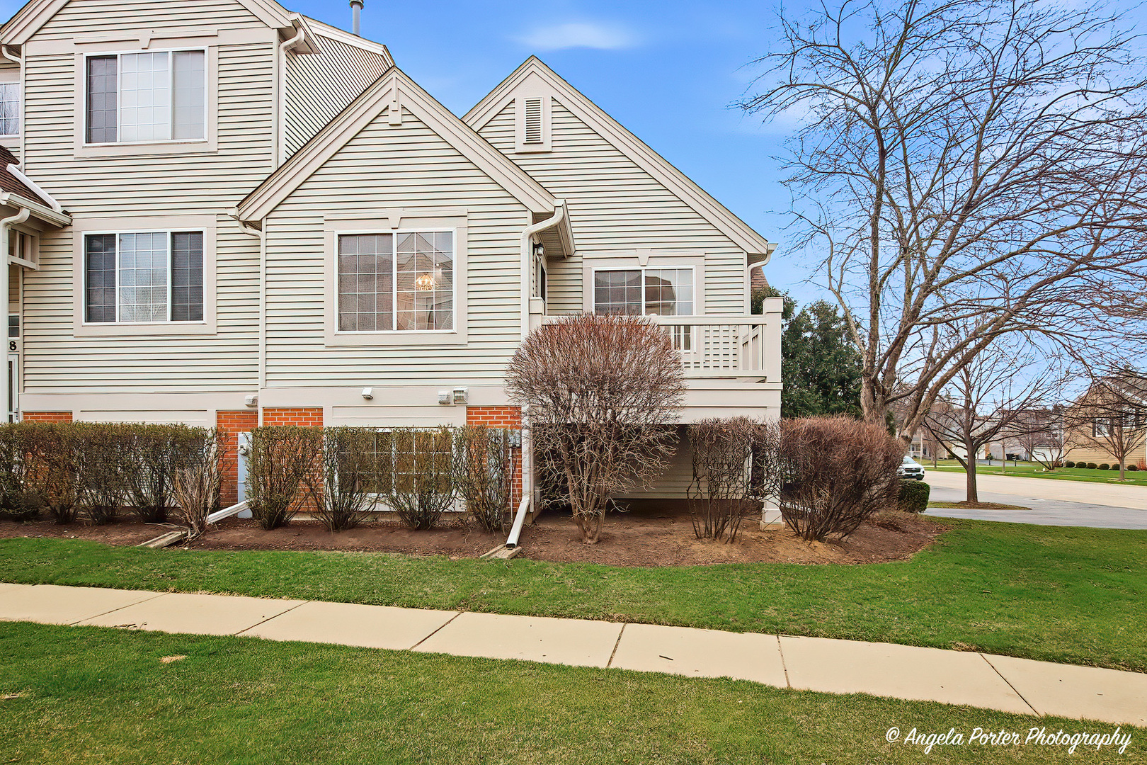 324 New Haven Drive #324, Cary, IL 60013