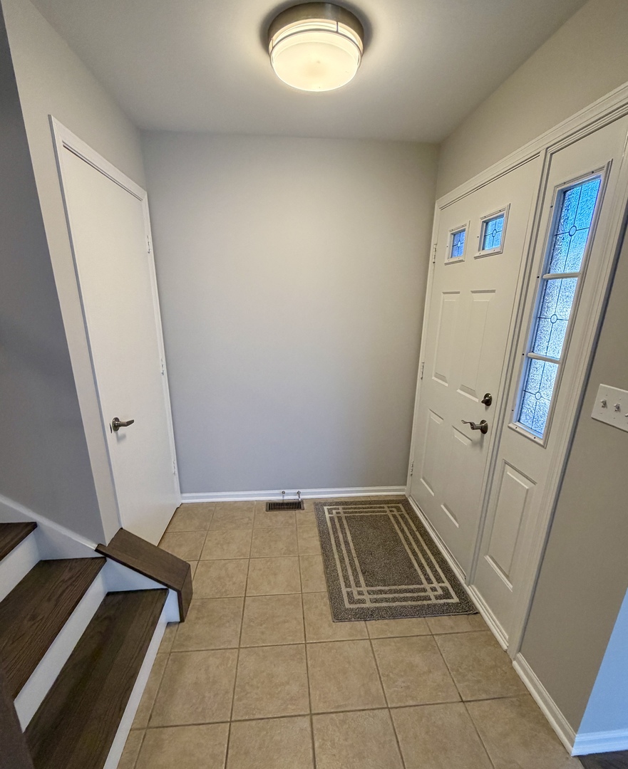 14137 Sterling Drive, Orland Park, IL 60467