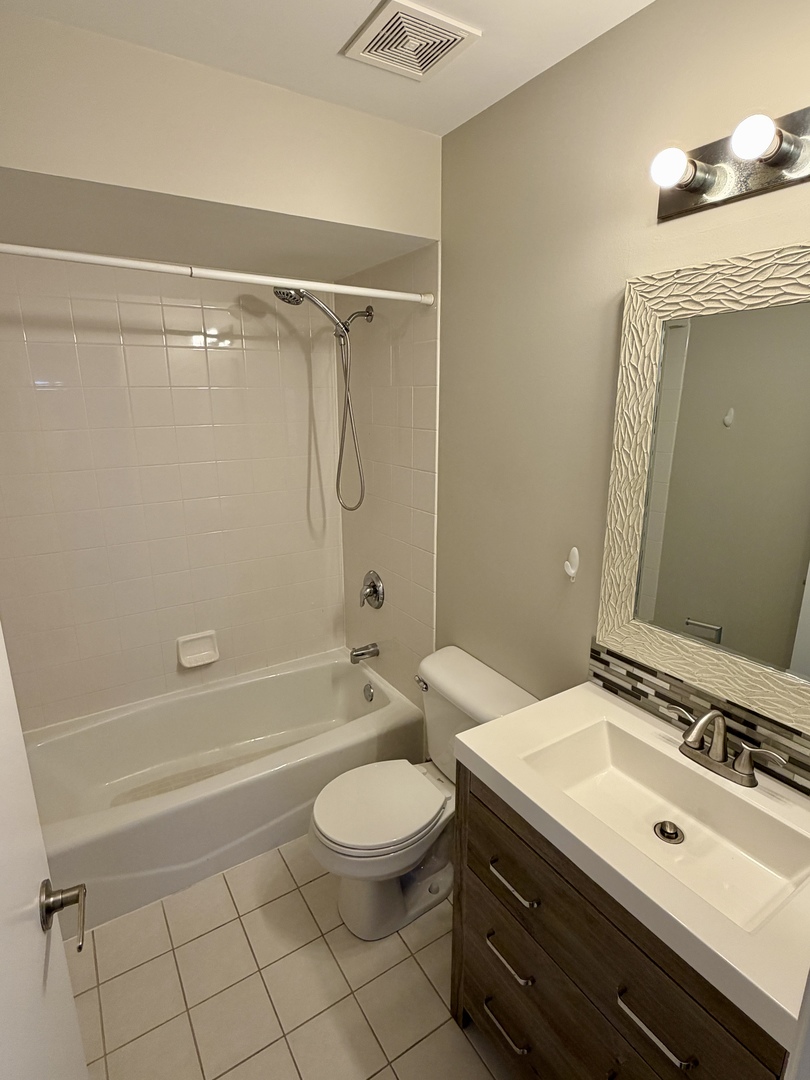 14137 Sterling Drive, Orland Park, IL 60467