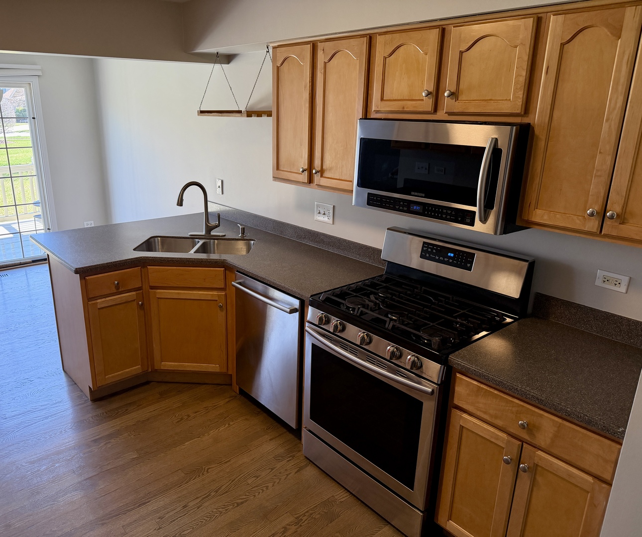 14137 Sterling Drive, Orland Park, IL 60467